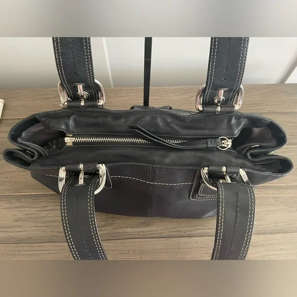 EUC, Coach Hampton, Black Leather, SoHo Shoulder Bag - Picture 5 of 10